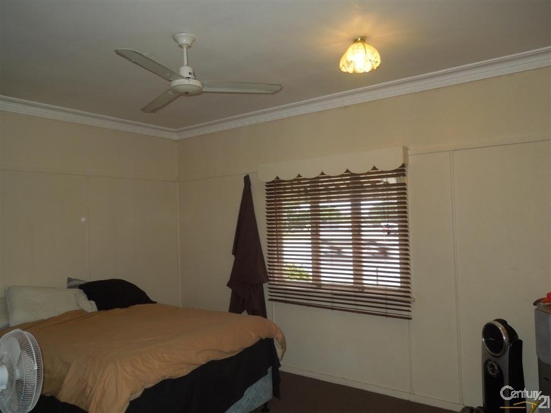 204a Walker Street, Svensson Heights QLD 4670