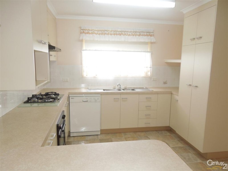 36 Twyford Street, Avoca QLD 4670