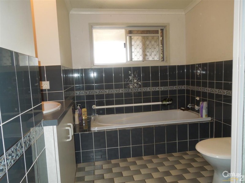 70 Elliott Heads Road, Kepnock QLD 4670