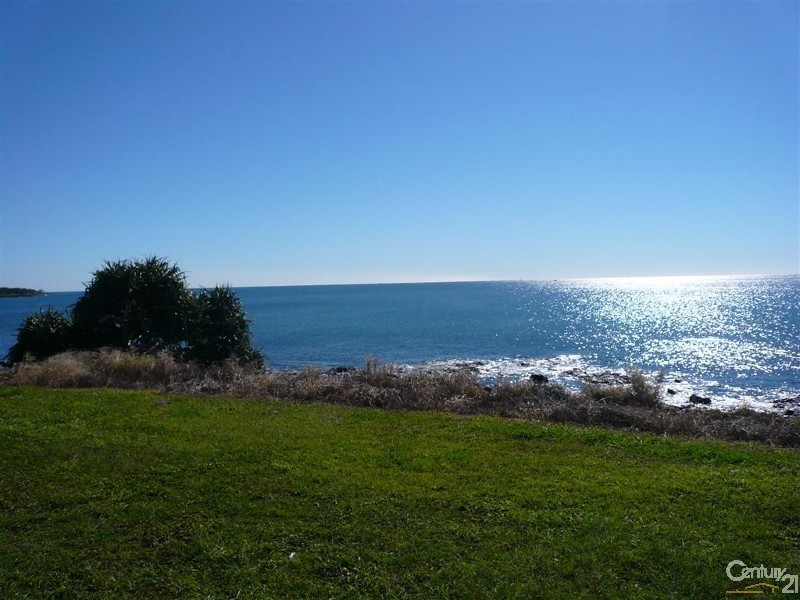 47 Gibsons Road, Burnett Heads QLD 4670