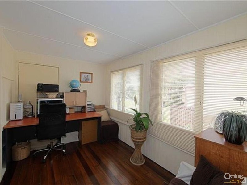 47 Gibsons Road, Burnett Heads QLD 4670