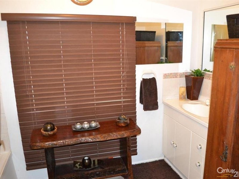 47 Gibsons Road, Burnett Heads QLD 4670