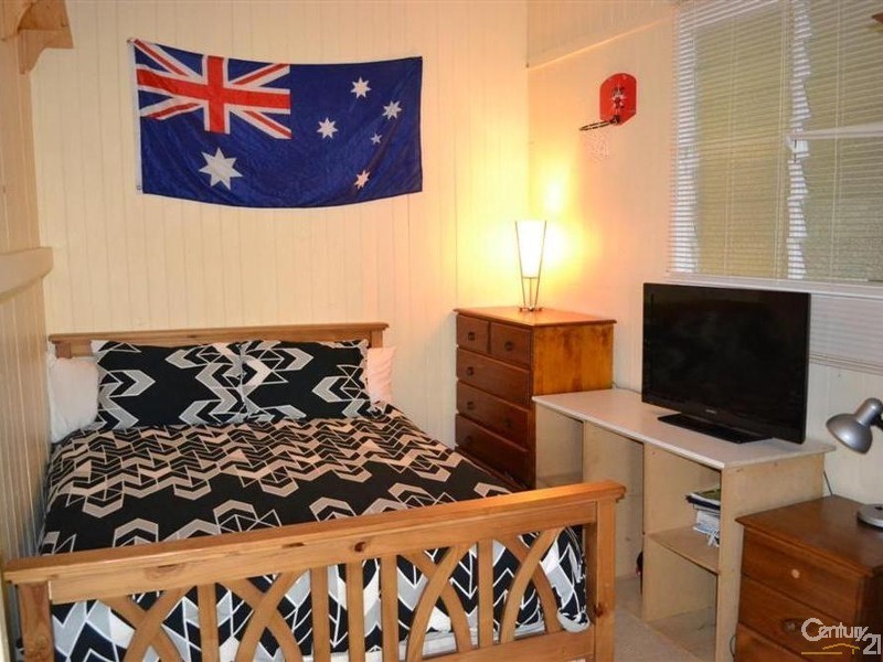 47 Gibsons Road, Burnett Heads QLD 4670