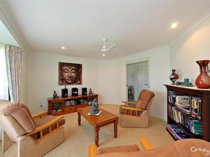 54 Maike Street, Kalkie QLD 4670