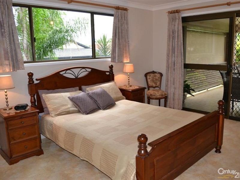 32 St Lucia Crescent, Avoca QLD 4670