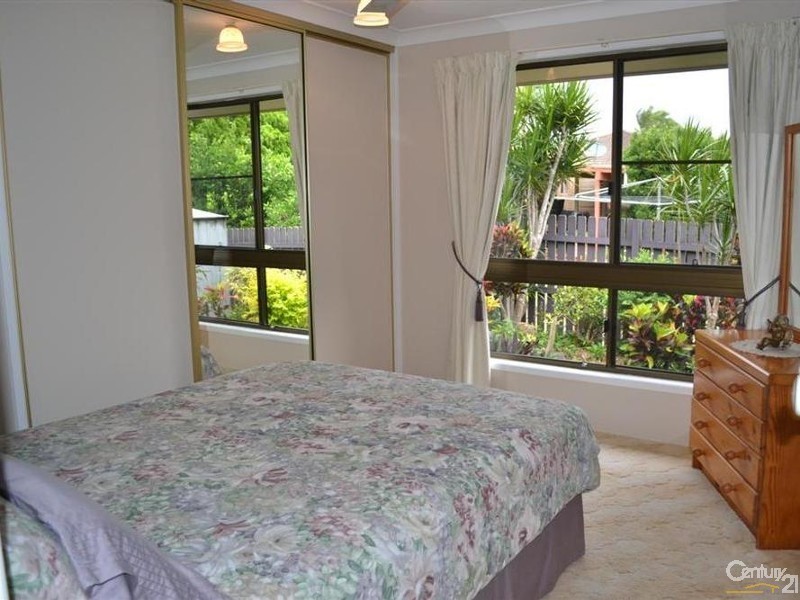 32 St Lucia Crescent, Avoca QLD 4670