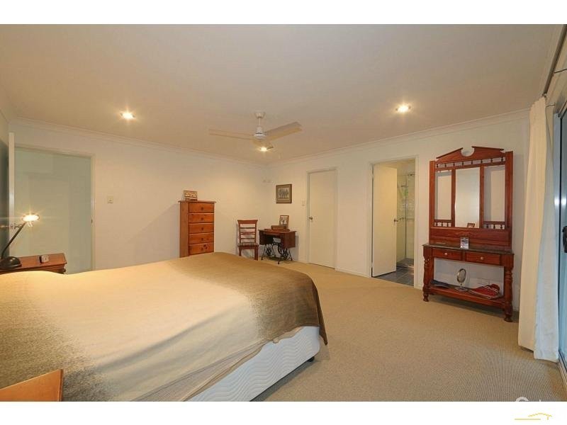 2/3 Maynard Street, Walkervale QLD 4670