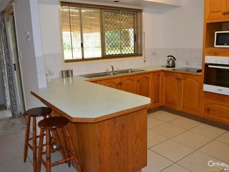 51 Hilltop Parade, Avoca QLD 4670