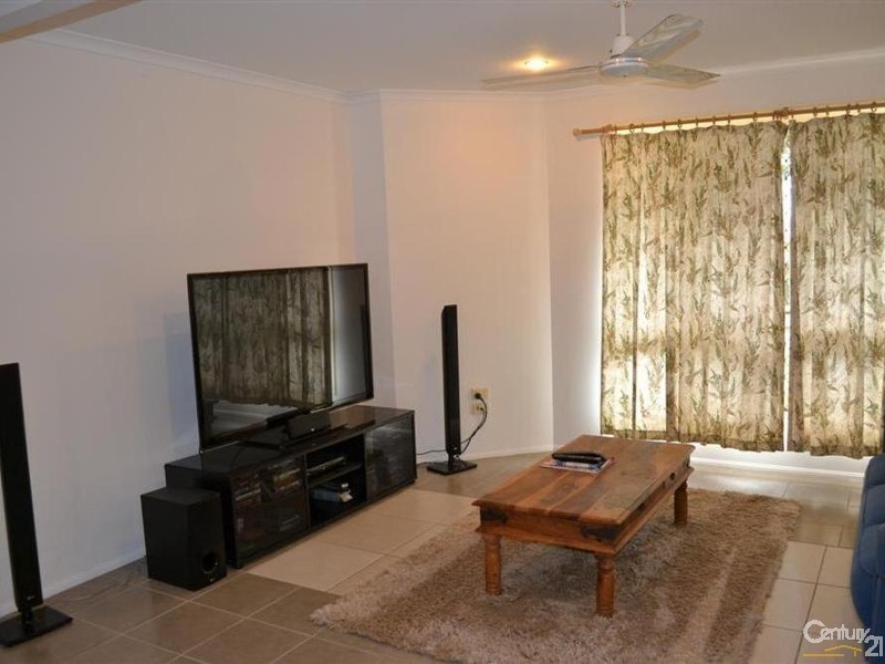 51 Hilltop Parade, Avoca QLD 4670