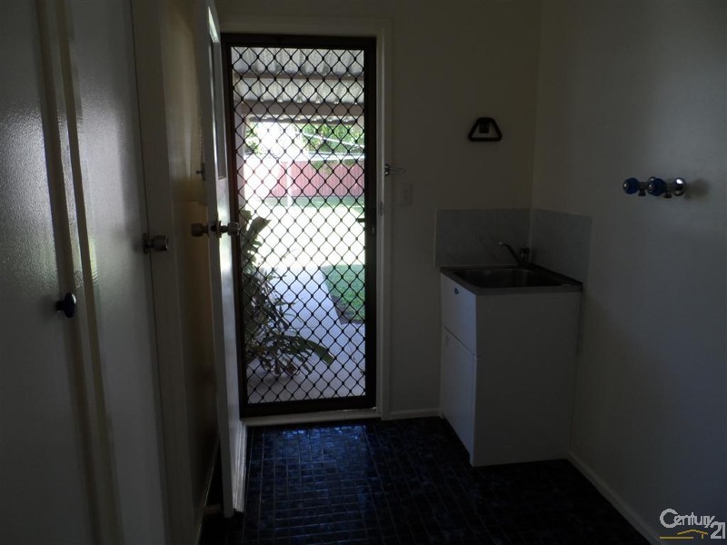 50 Anderson Street, Avenell Heights QLD 4670