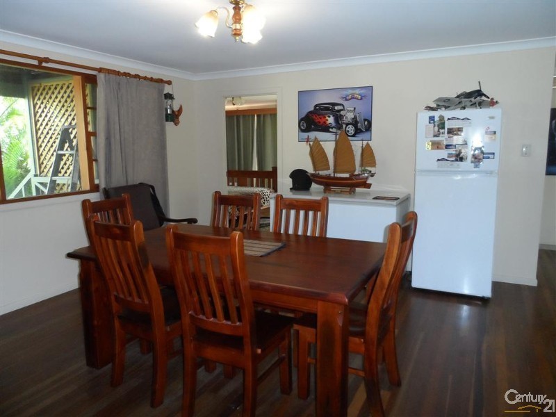 15 Tanderra Drive, South Kolan QLD 4670