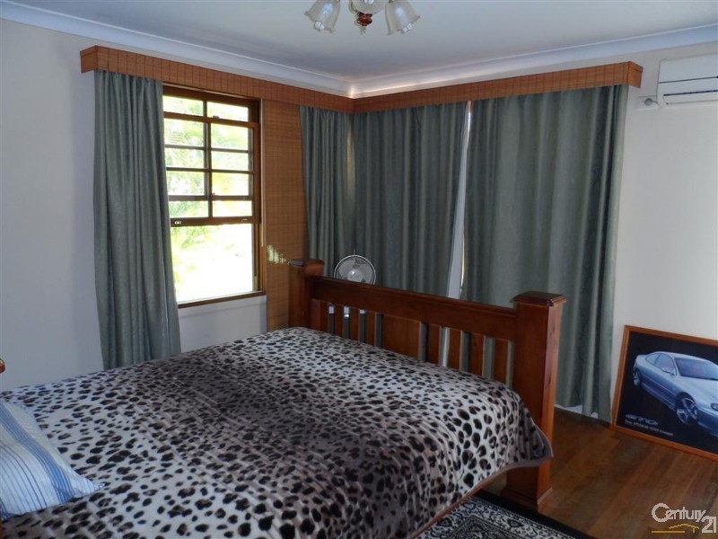 15 Tanderra Drive, South Kolan QLD 4670