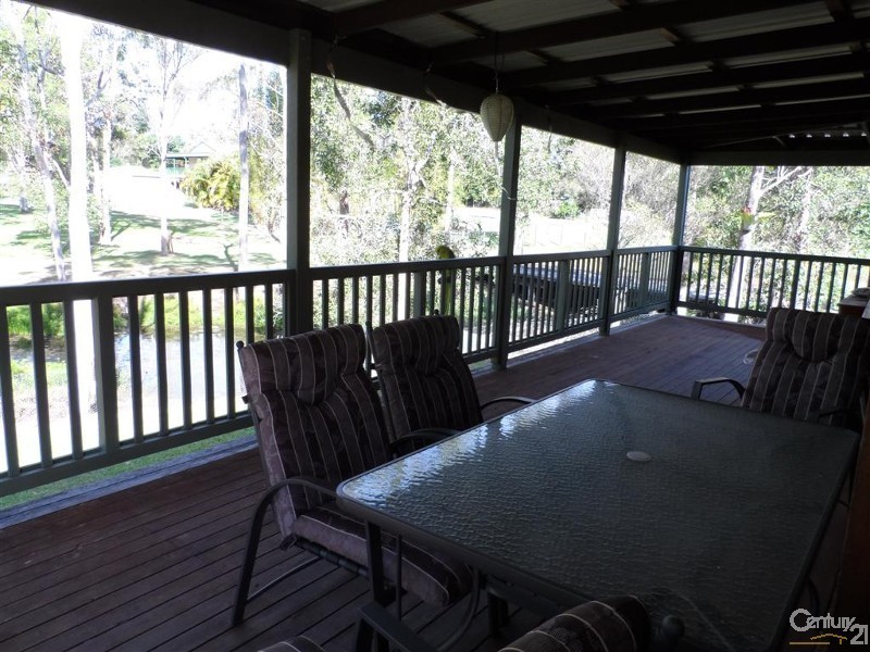 15 Tanderra Drive, South Kolan QLD 4670