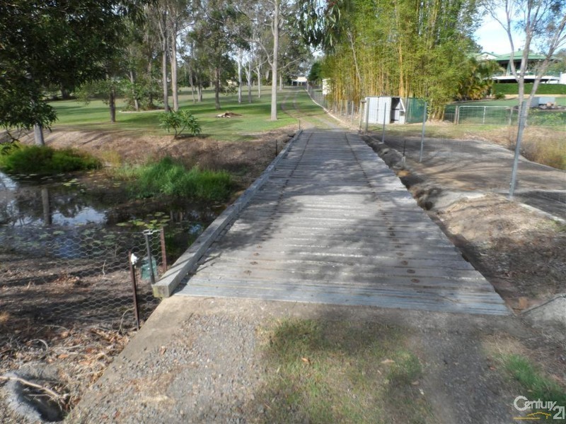 15 Tanderra Drive, South Kolan QLD 4670