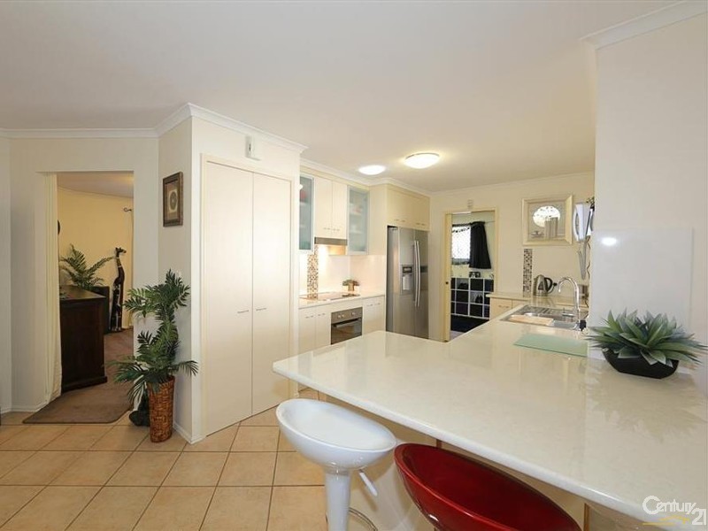 5 Thomas Healy Drive, Bundaberg East QLD 4670