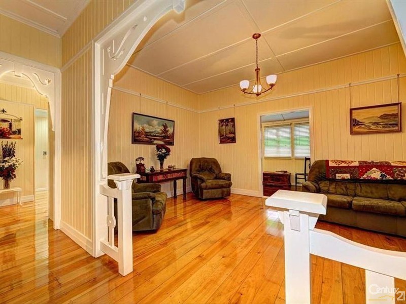 17 Rowland Street, Bundaberg South QLD 4670