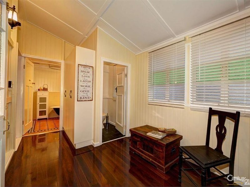 17 Rowland Street, Bundaberg South QLD 4670