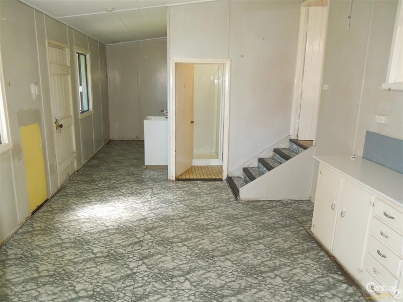 36 Hunter Street, Walkervale QLD 4670