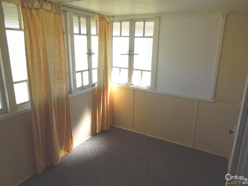 36 Hunter Street, Walkervale QLD 4670