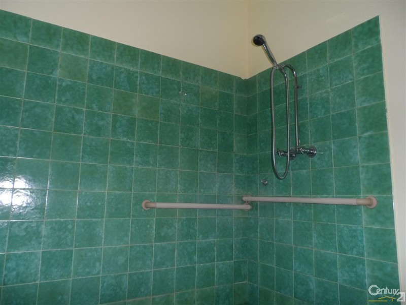 32 Hurst Street, Walkervale QLD 4670