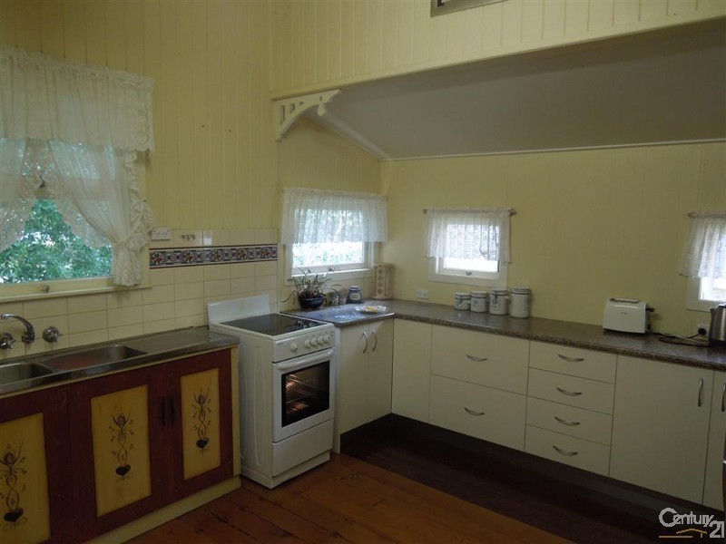 74 Walker Street, Walkervale QLD 4670