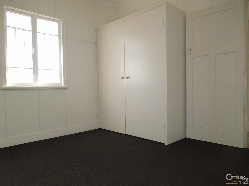 14 Sydney Street, Kepnock QLD 4670