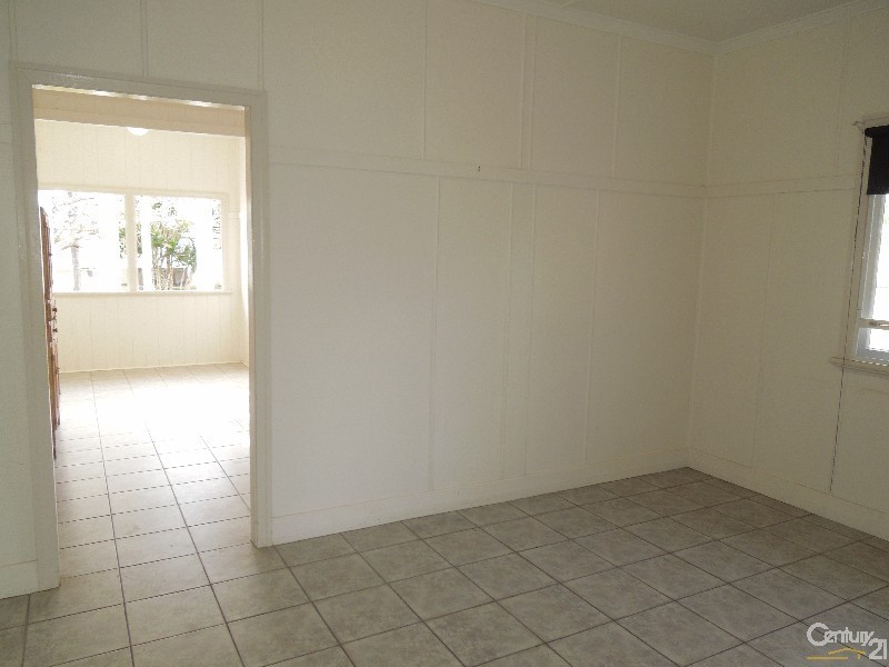 14 Sydney Street, Kepnock QLD 4670