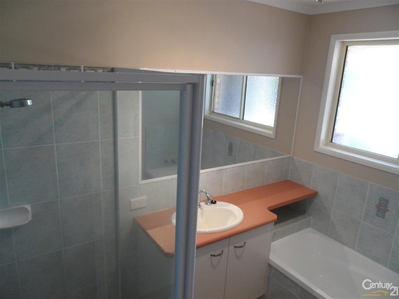 9 Majestic Place, Coral Cove QLD 4670