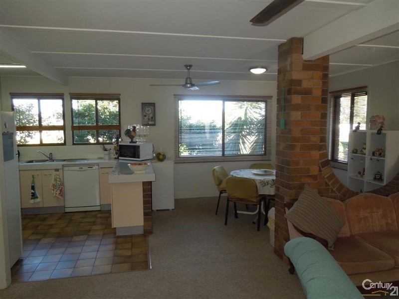 27 Baldwin Crescent, Avoca QLD 4670