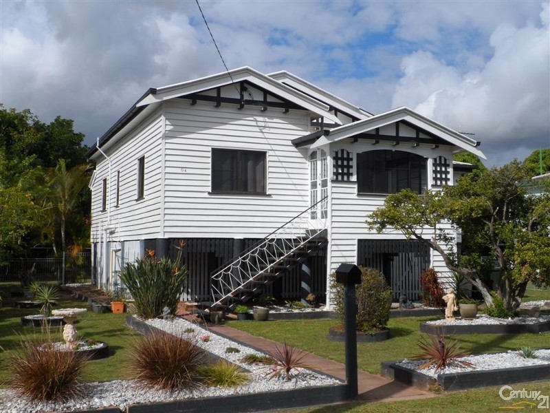 4 Bates Street, Svensson Heights QLD 4670