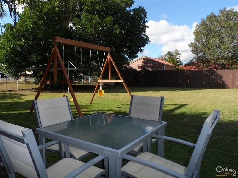 4 Bates Street, Svensson Heights QLD 4670