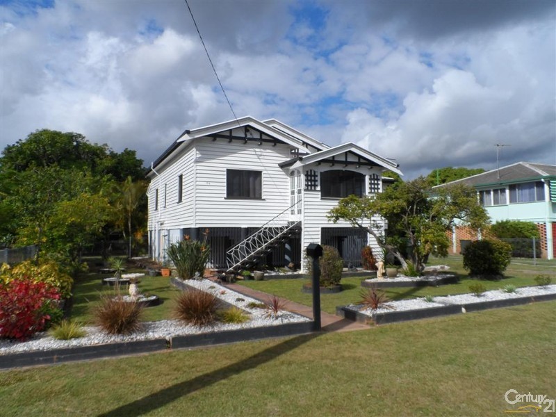 4 Bates Street, Svensson Heights QLD 4670