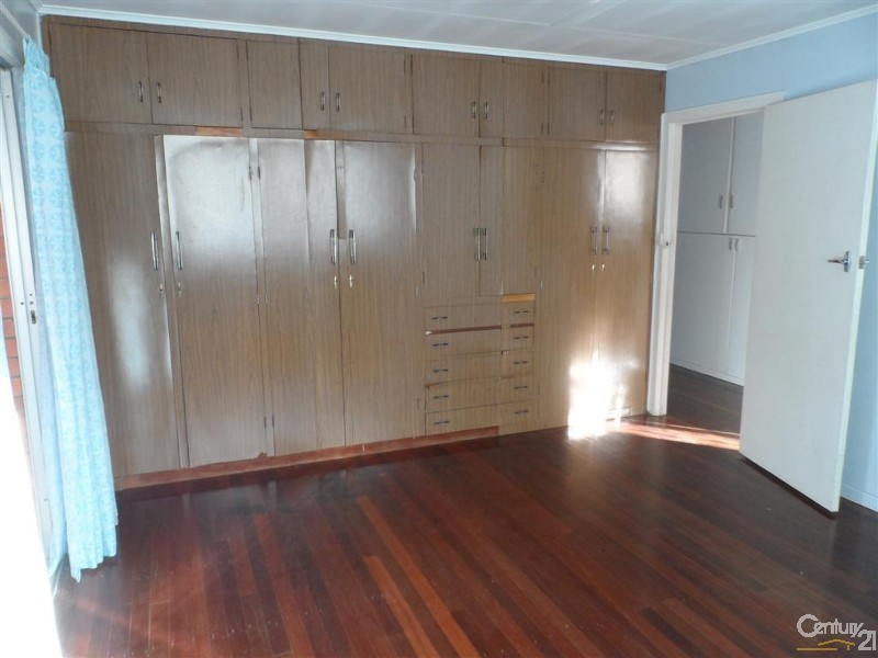 9 Taylor Street, Kepnock QLD 4670