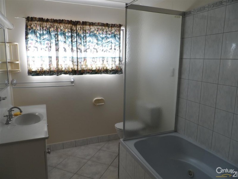 7 Kolan Street, Bundaberg North QLD 4670