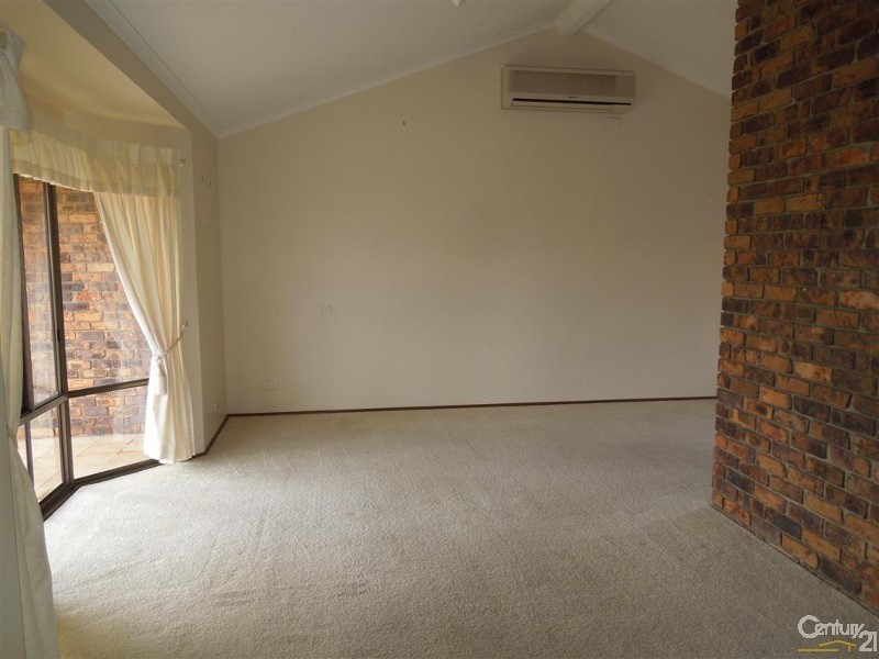 63 St Lucia Crescent, Avoca QLD 4670