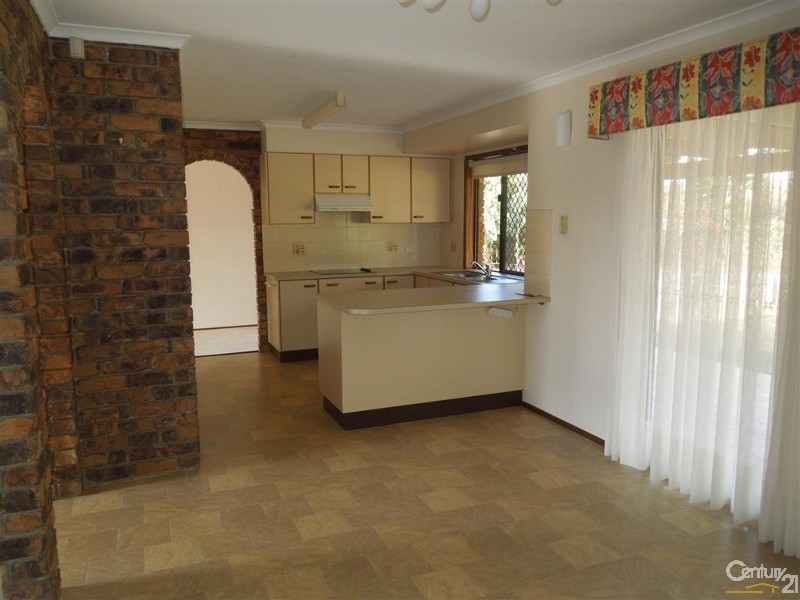 63 St Lucia Crescent, Avoca QLD 4670