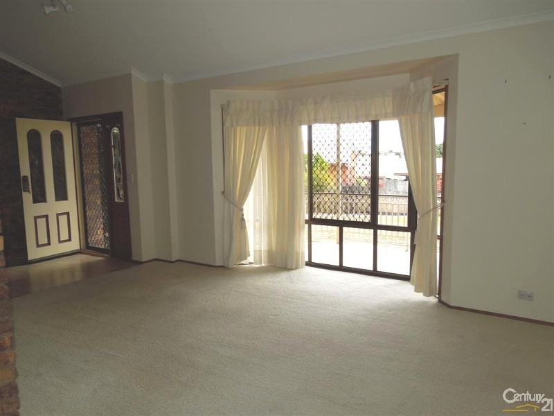 63 St Lucia Crescent, Avoca QLD 4670