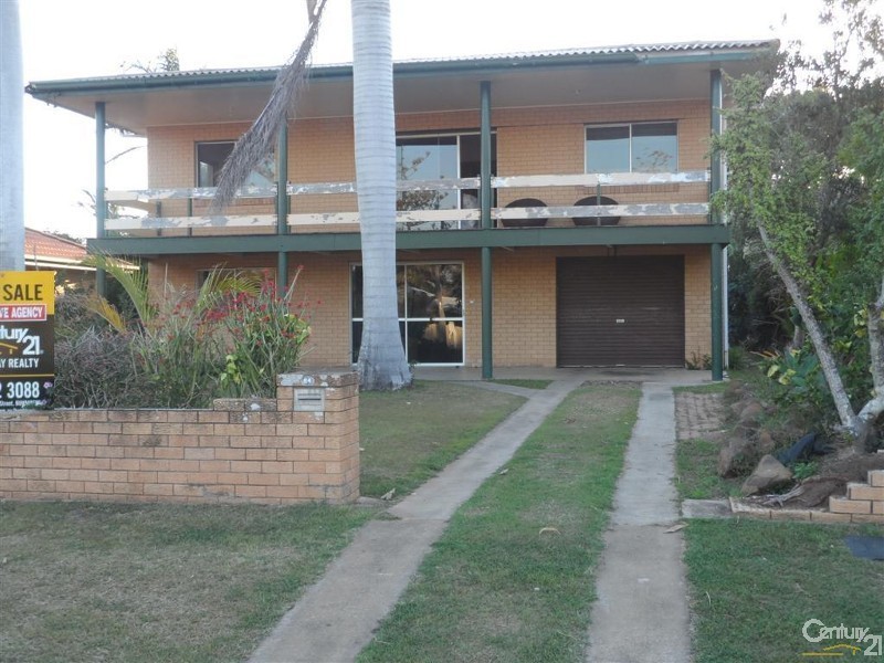 64 Bathurst Street, Elliott Heads QLD 4670