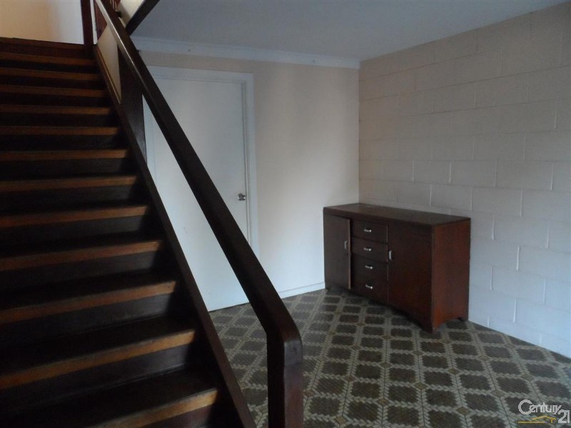 64 Bathurst Street, Elliott Heads QLD 4670