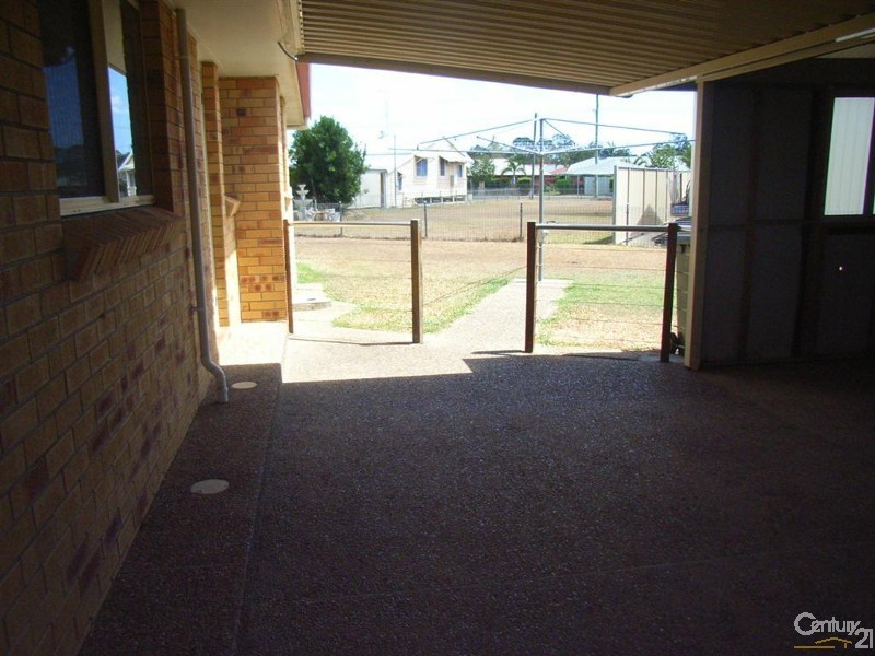 3 Brewer Street, Bundaberg North QLD 4670