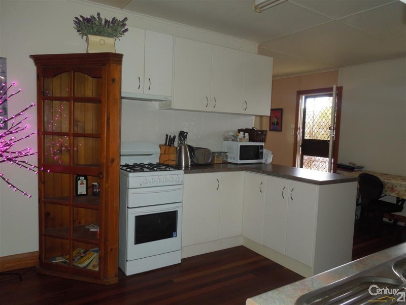 Svensson Heights QLD 4670