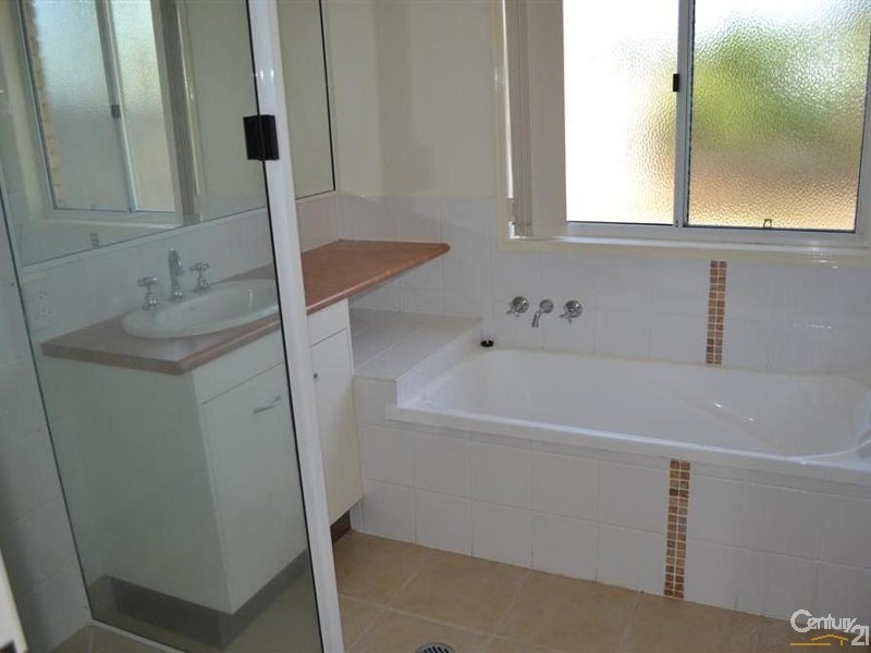 42 Robina Drive, Avoca QLD 4670