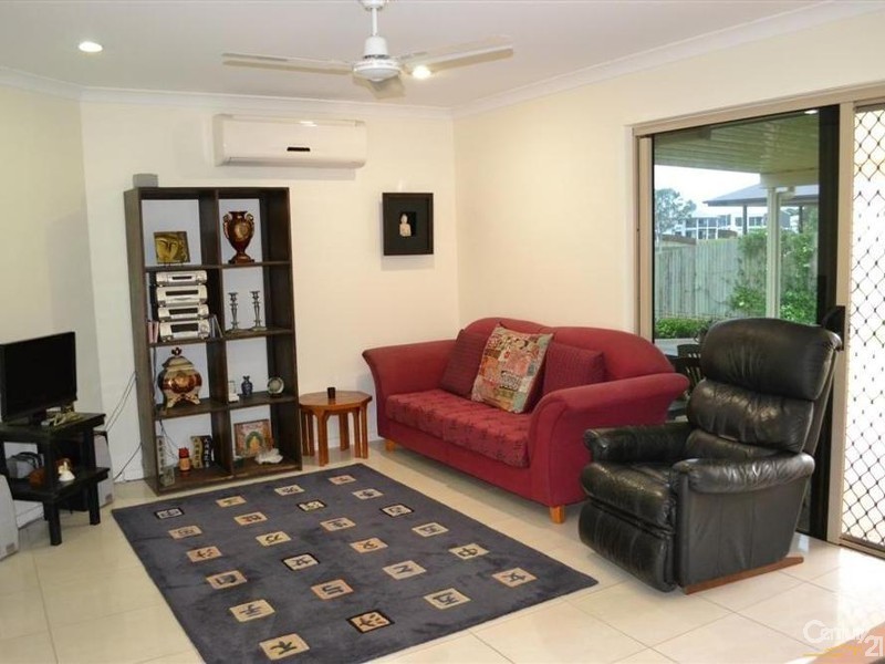16 Longview Street, Ashfield QLD 4670