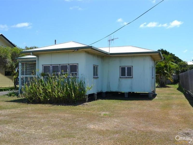 40 Lihs Street, Elliott Heads QLD 4670