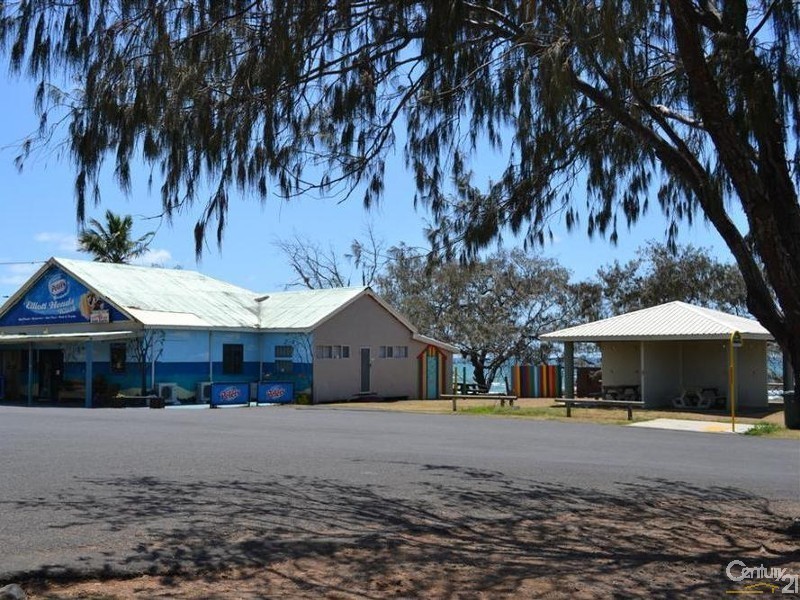 40 Lihs Street, Elliott Heads QLD 4670