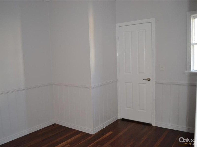 4a Windermere Street, Walkervale QLD 4670