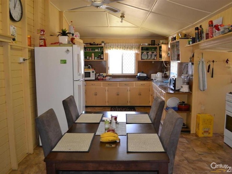 49 Pitt Street, Walkervale QLD 4670