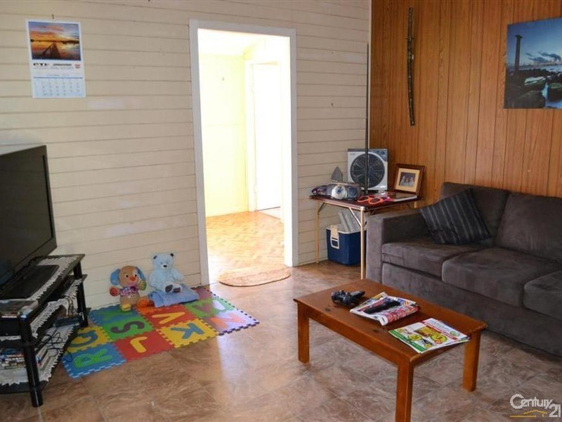 49 Pitt Street, Walkervale QLD 4670