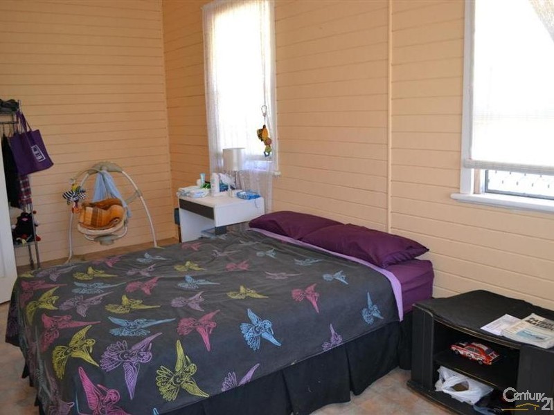 49 Pitt Street, Walkervale QLD 4670