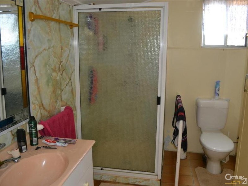 49 Pitt Street, Walkervale QLD 4670